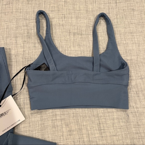 COPY - Beach Riot Workout Set Slate S/XS - Picture 9 of 11